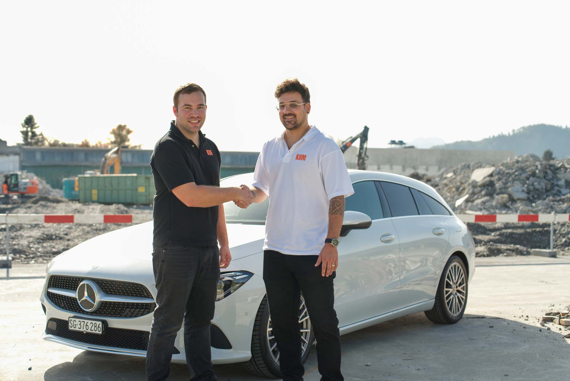 Fahrzeugübergabe an David Gillmann