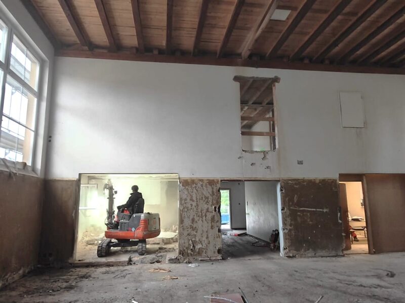 kofag_rueckbau_schulhaus_erlen_01