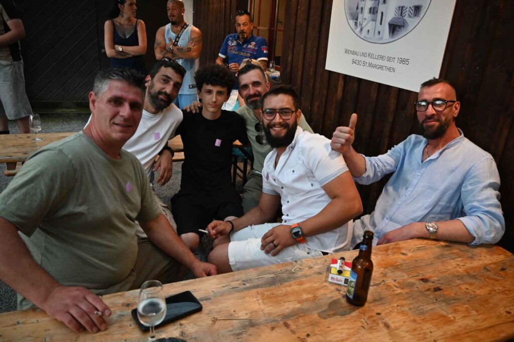Sommerfest 2026 der KOF AG und KOM AG – Mitarbeitende und Familien feiern unter dem Motto „Vom Piloten bis zum Rockstar“